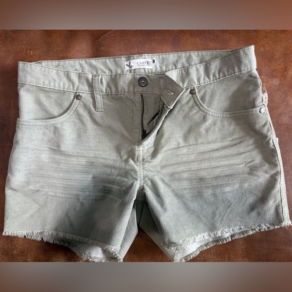Carve Designs Green Jean Shorts Relaxed Fit